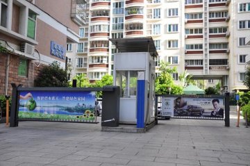 廣告道閘怎么安裝？廣告道閘安裝注意事項(xiàng)——東沃智能