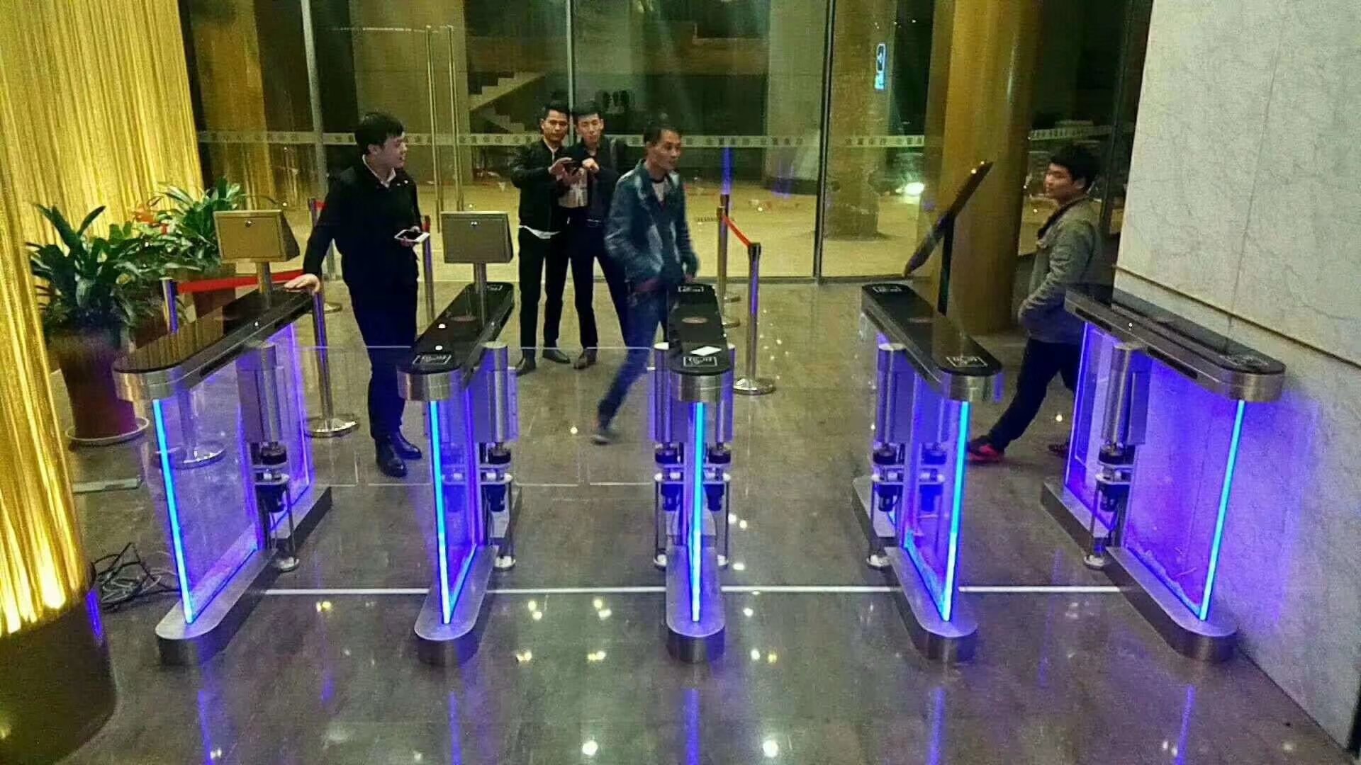上海中國銀行大廳擺閘案例